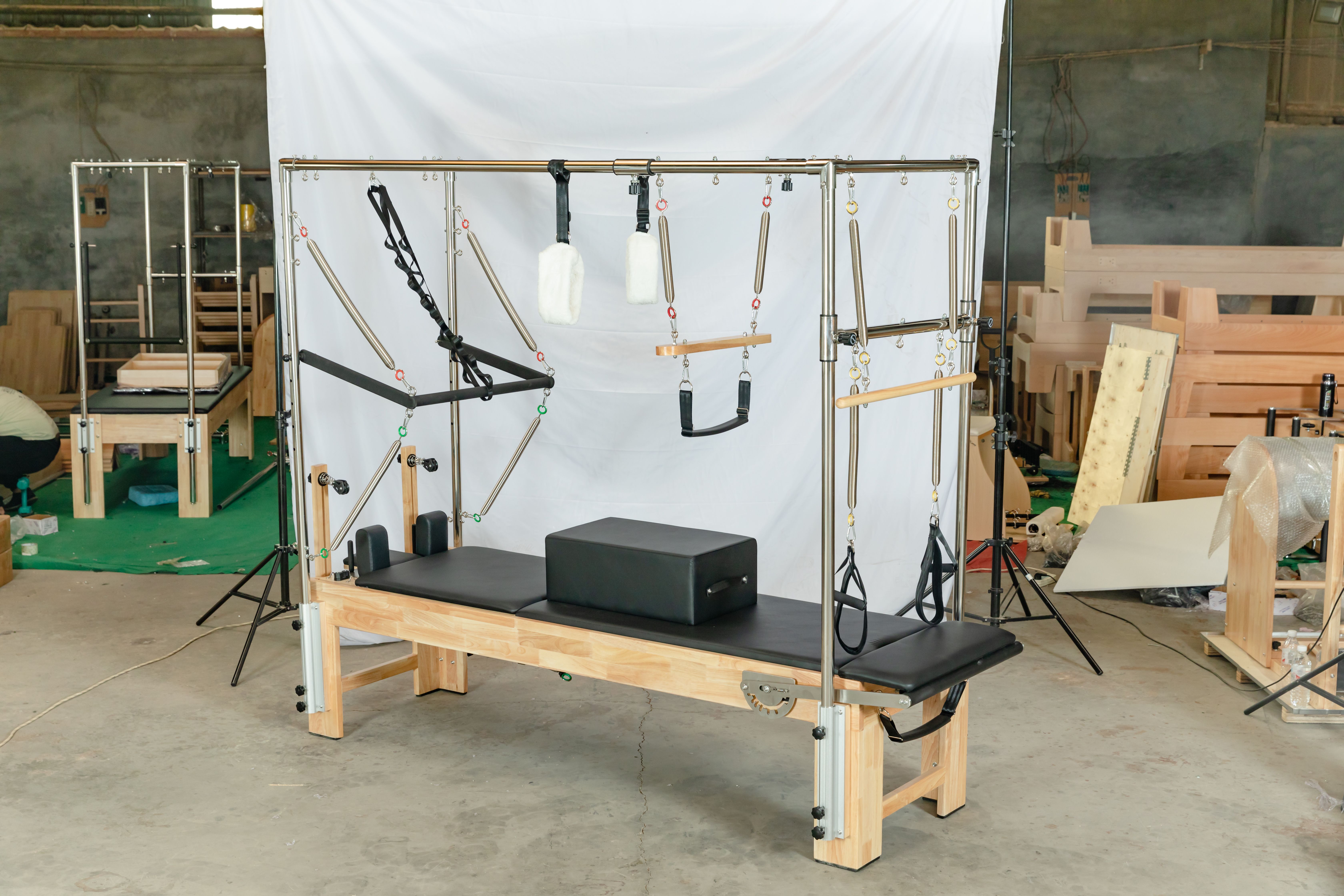 Classical Elevated Bed Home Gy - Yoga Fitness Pilates Reformer のレビューと価格